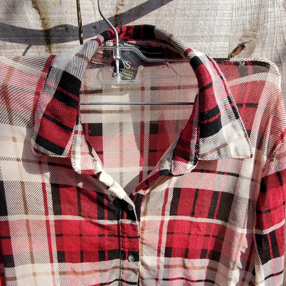 Ruched button 3/4 sleeve button up S - Picture 3 of 3